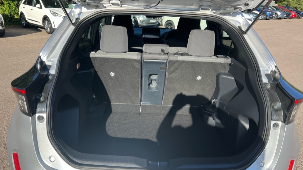 Used Toyota Yaris Cross 2023 for sale - 76870797: Photo 15