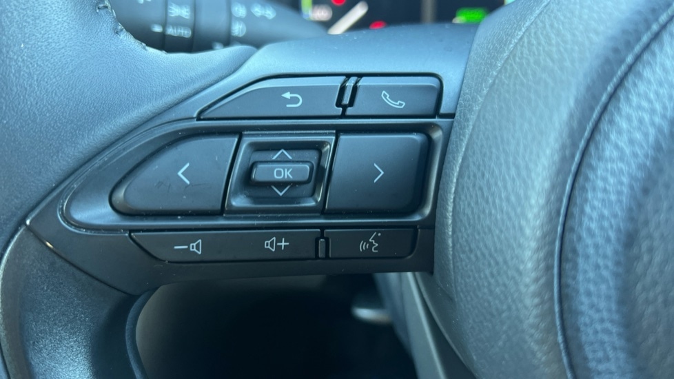 Used Toyota Yaris Cross 2023 for sale - 76870797: Photo 23