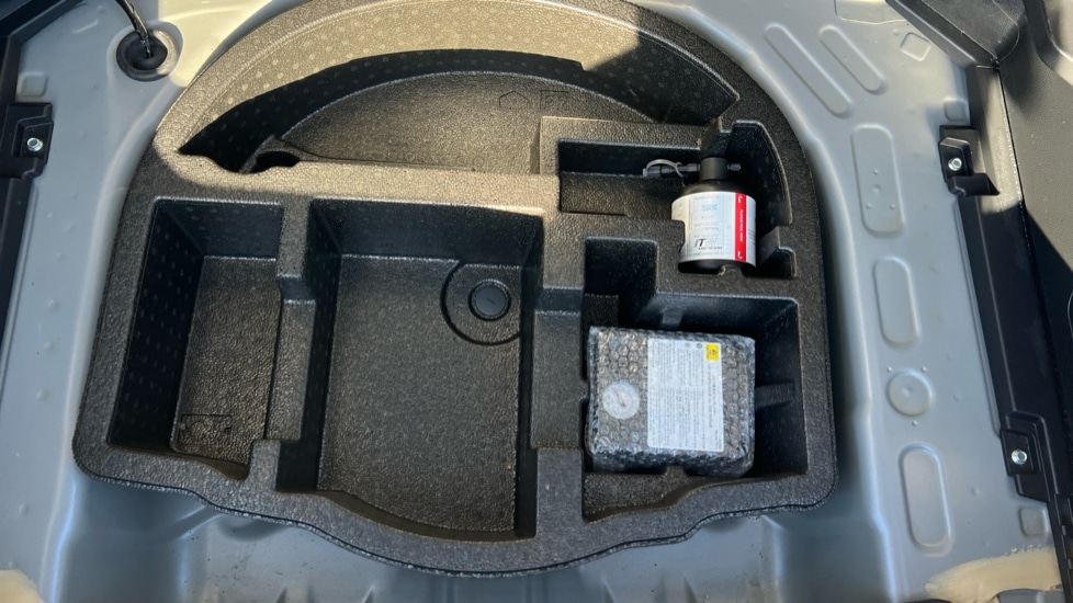 Used Toyota Yaris Cross 2023 for sale - 76870797: Photo 33