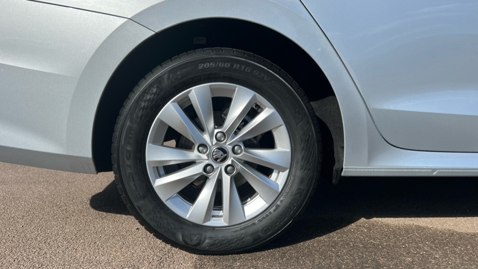 Used Skoda Octavia 2024 for sale - 76191034: Photo 5