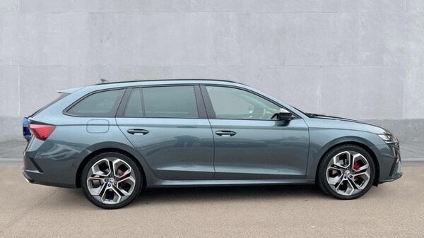 Used Skoda Octavia 2021 for sale - 76261538: Photo 4