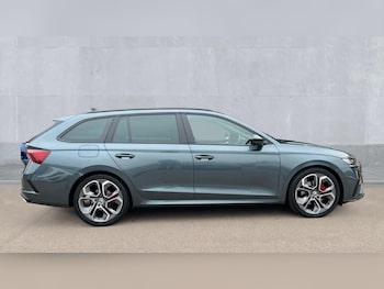 Used Skoda Octavia 2021 for sale - 76261538: Photo 4