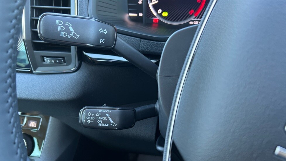 Used Skoda Karoq 2025 for sale - 76871267: Photo 33