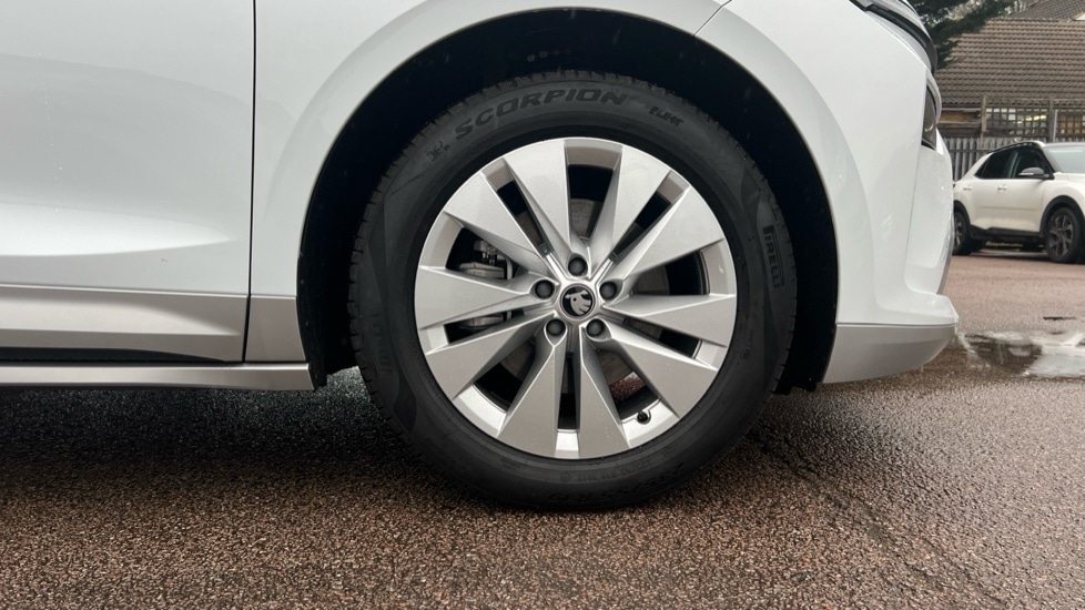 Used Skoda Enyaq 2025 for sale - 76873944: Photo 20