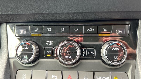 Used Skoda Karoq 2025 for sale - 76014987: Photo 27