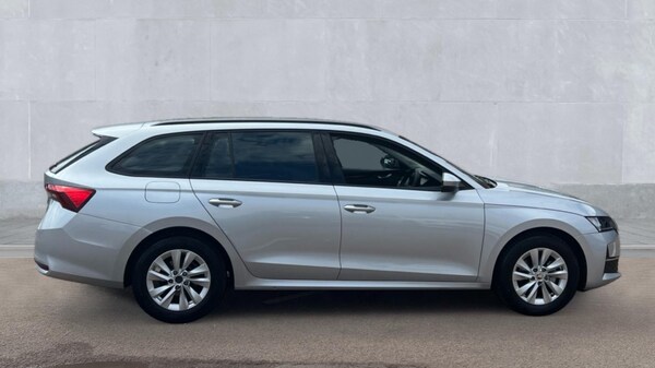 Used Skoda Octavia 2024 for sale - 75439761: Photo 9