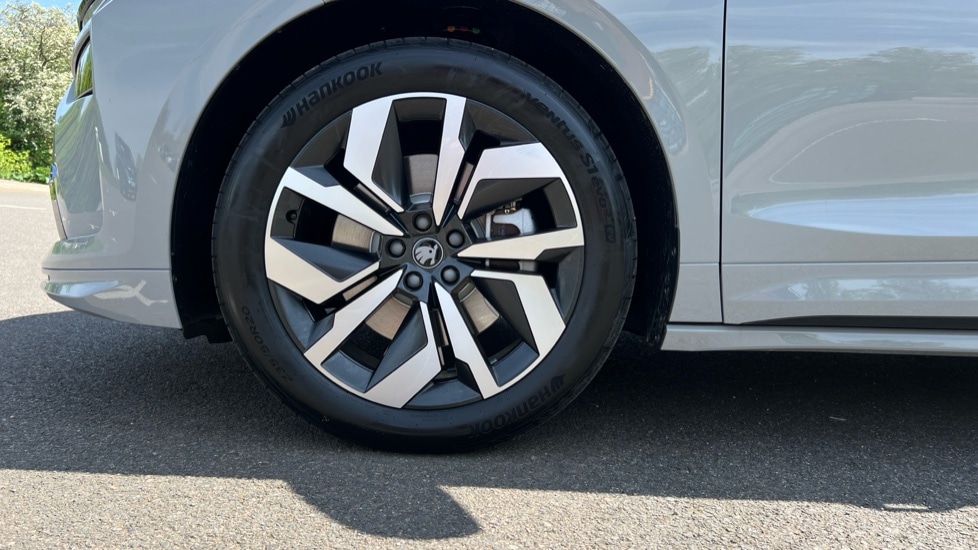 Used Skoda Enyaq 2025 for sale - 76172322: Photo 19