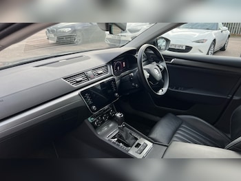 Used Skoda Superb 2022 for sale - 76438027: Photo