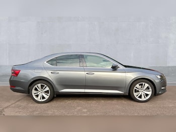 Used Skoda Superb 2022 for sale - 76438027: Photo