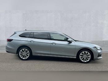 Used Skoda Superb 2024 for sale - 76145841: Photo 4