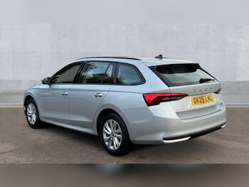 Used Skoda Octavia 2025 for sale - 76410673: Photo