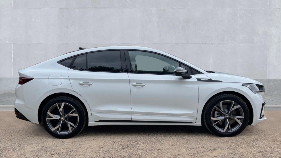 Used Skoda Enyaq 2025 for sale - 76868757: Photo 4