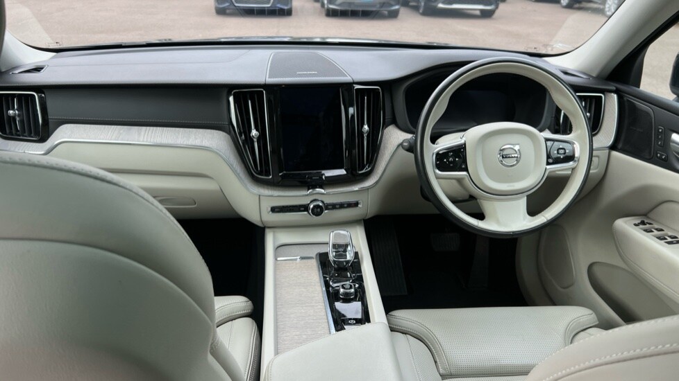 Used Volvo XC60 2021 for sale - 76033860: Photo 11