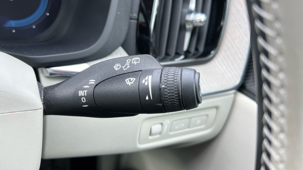 Used Volvo XC60 2021 for sale - 76033860: Photo 24