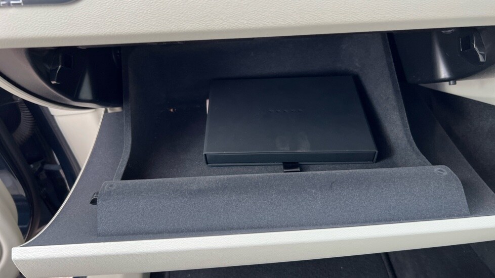 Used Volvo XC60 2021 for sale - 76033860: Photo 42