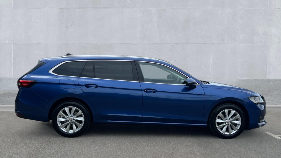 Used Skoda Superb 2024 for sale - 76868529: Photo 4