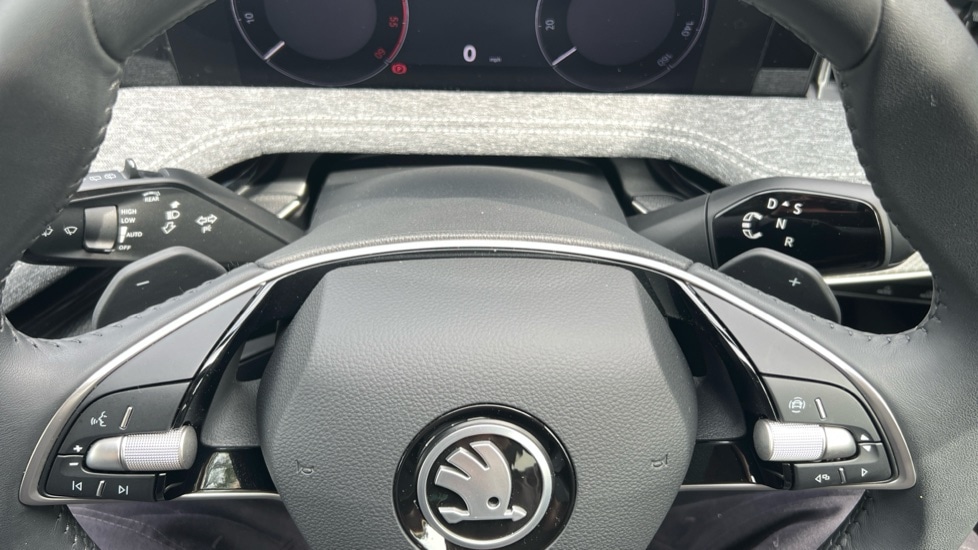 Used Skoda Superb 2024 for sale - 76868529: Photo 43