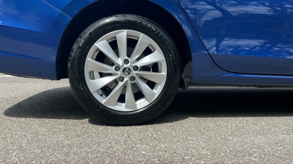 Used Skoda Superb 2024 for sale - 76868529: Photo 5