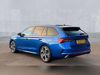 Used Skoda Octavia 2025 for sale - 76630147: Photo