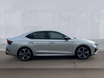 Used Skoda Octavia 2025 for sale - 75758646: Photo