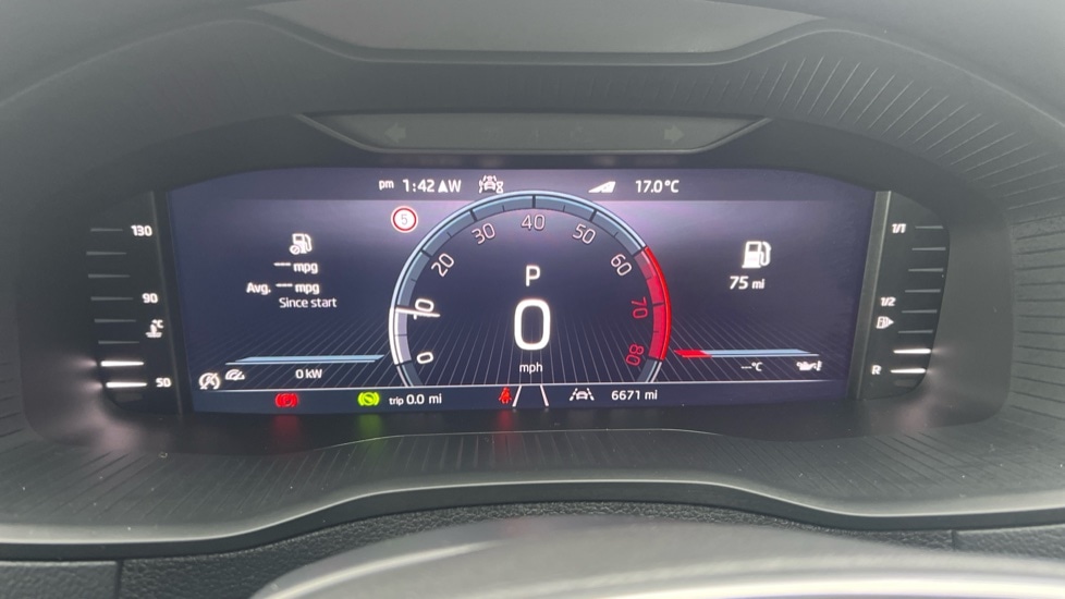 Used Skoda Karoq 2025 for sale - 76870686: Photo 14