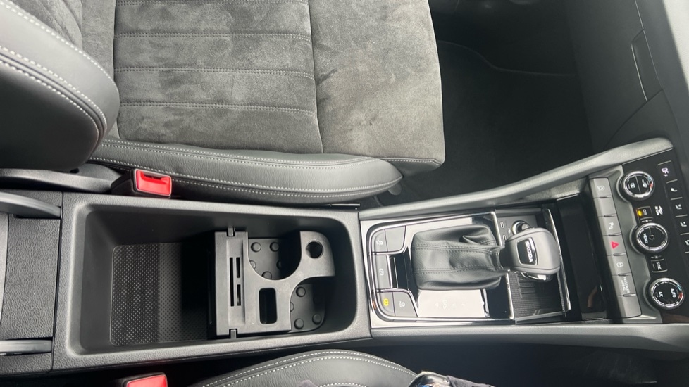 Used Skoda Karoq 2025 for sale - 76870686: Photo 25