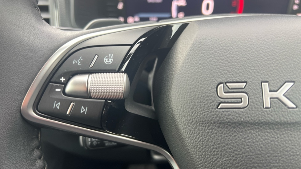 Used Skoda Karoq 2025 for sale - 76870686: Photo 38