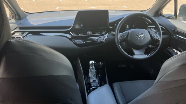Used Toyota C-HR 2023 for sale - 76217071: Photo 11
