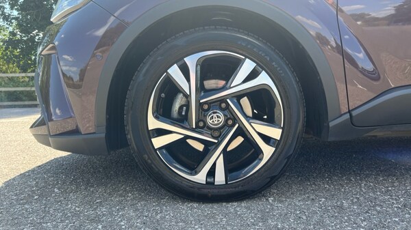 Used Toyota C-HR 2023 for sale - 76217071: Photo 17