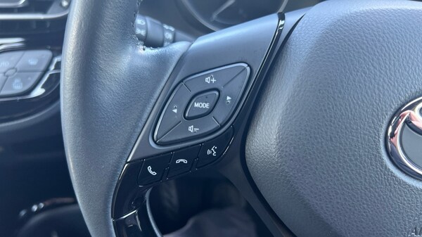 Used Toyota C-HR 2023 for sale - 76217071: Photo 23