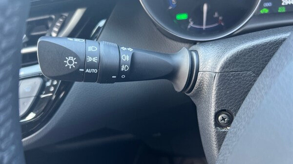 Used Toyota C-HR 2023 for sale - 76217071: Photo 25