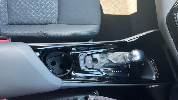 Used Toyota C-HR 2023 for sale - 76217071: Photo 28