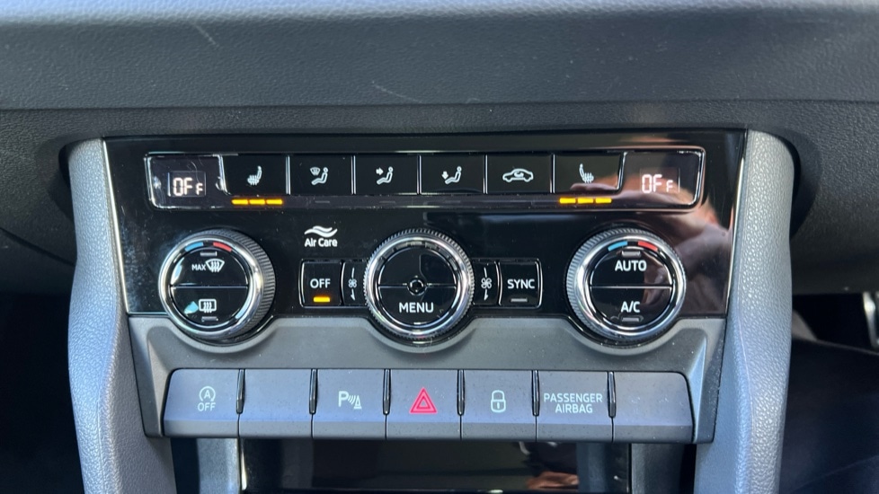 Used Skoda Karoq 2022 for sale - 76871785: Photo 33