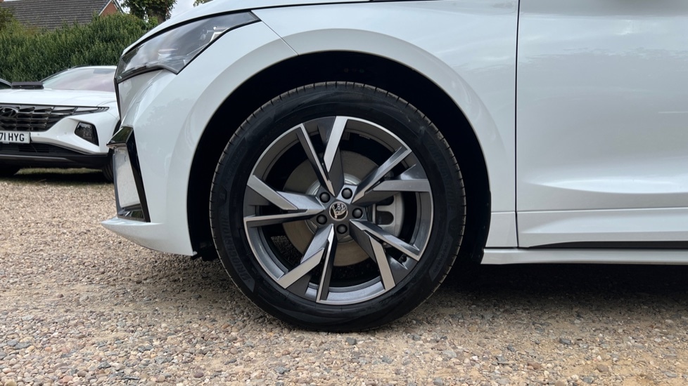 Used Skoda Enyaq 2025 for sale - 76479709: Photo 19