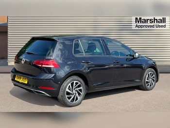Used Volkswagen Golf 2019 for sale - 75764086: Photo