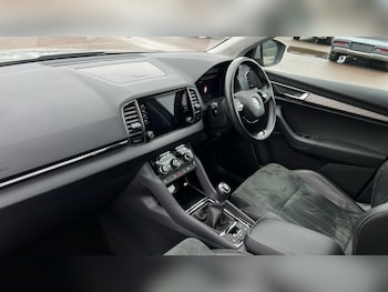 Used Skoda Karoq 2023 for sale - 76977739: Photo