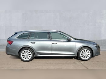 Used Skoda Octavia 2025 for sale - 76265492: Photo