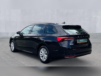 Used Skoda Octavia 2024 for sale - 76640153: Photo
