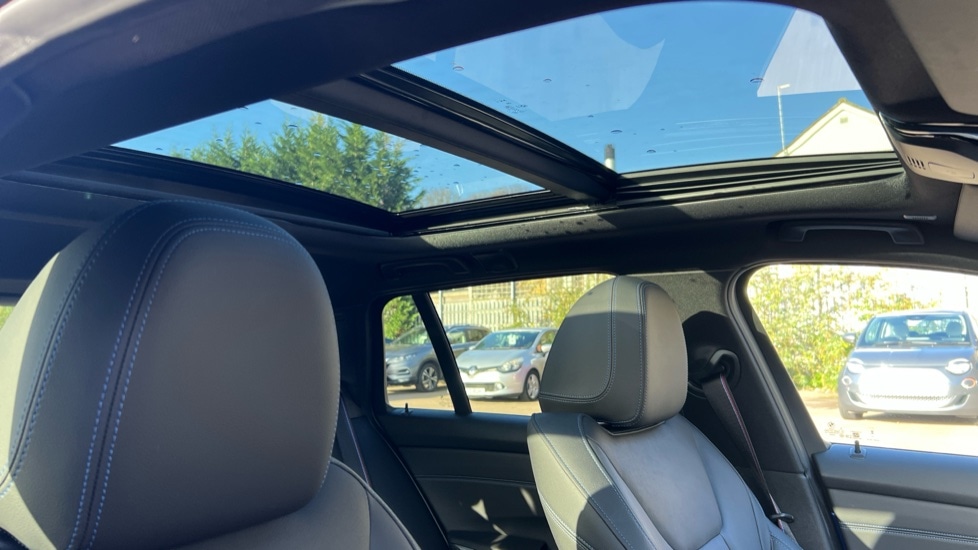 Used BMW 3 Series 2024 for sale - 76587007: Photo 30