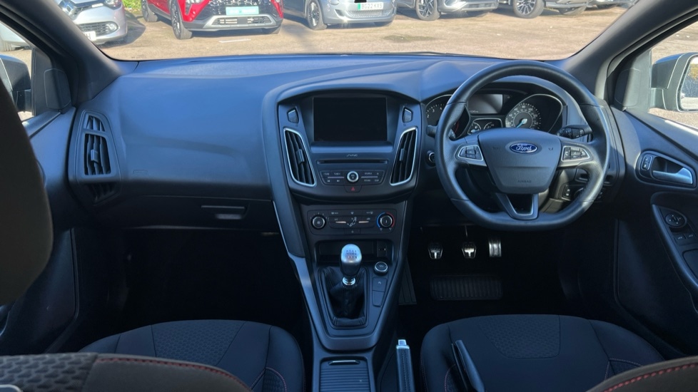 Used Ford Focus 2017 for sale - 76873964: Photo 11