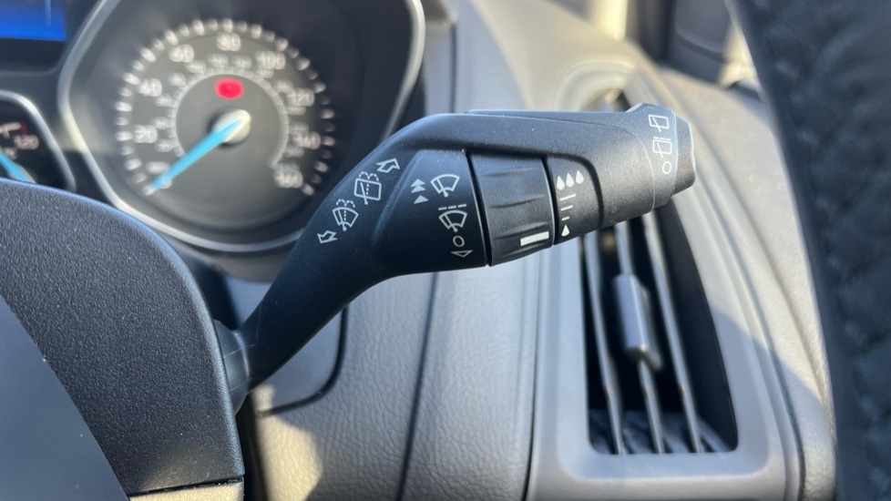 Used Ford Focus 2017 for sale - 76873964: Photo 24