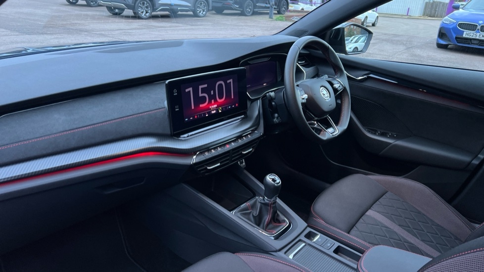 Used Skoda Octavia 2023 for sale - 76901523: Photo 2