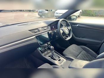 Used Skoda Superb 2024 for sale - 76872393: Photo