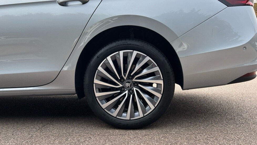 Used Skoda Superb 2025 for sale - 76217215: Photo 18