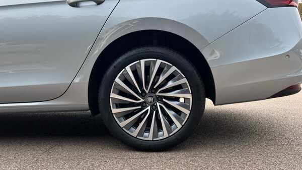 Used Skoda Superb 2025 for sale - 76217215: Photo 18