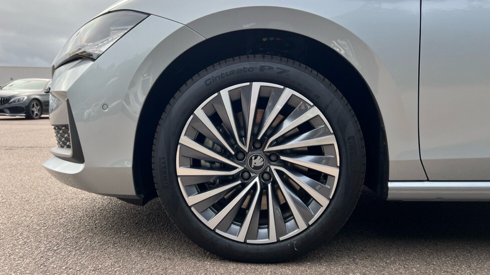 Used Skoda Superb 2025 for sale - 76217215: Photo 19