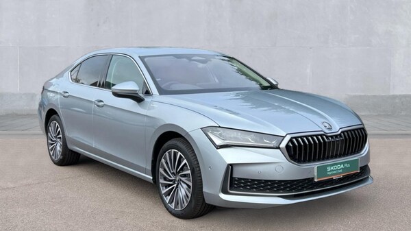 Used Skoda Superb 2025 for sale - 76217215: Photo 1