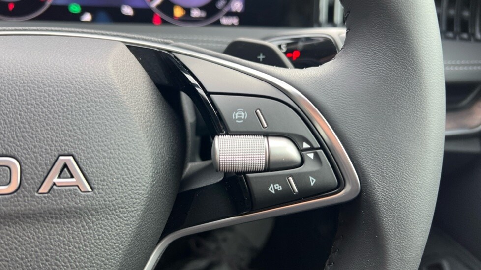 Used Skoda Superb 2025 for sale - 76217215: Photo 34