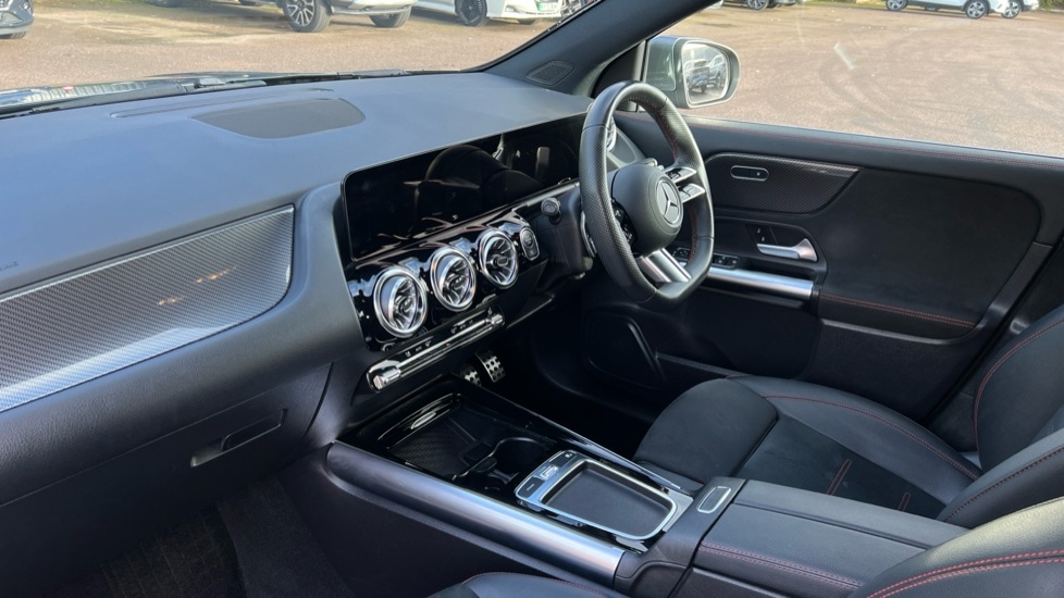 Used Mercedes-Benz GLA 2023 for sale - 76872199: Photo 10