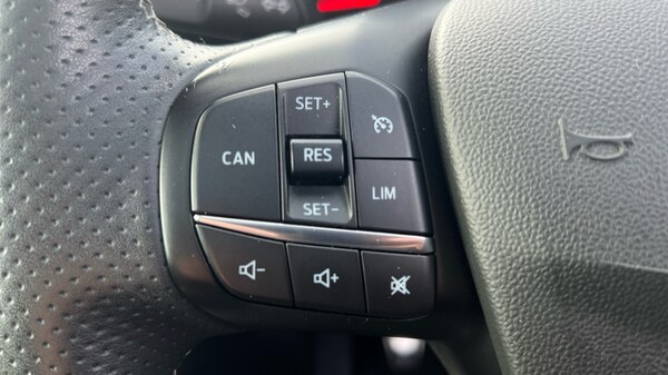 Used Ford Fiesta 2020 for sale - 76217039: Photo 21